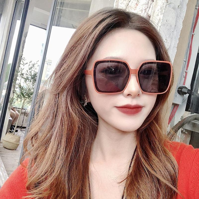 

WOENFEL Fashion Sunglasses Women Men Vintage Classic Sun Glasses Designer Square Contrast Frame Travel Eyewear