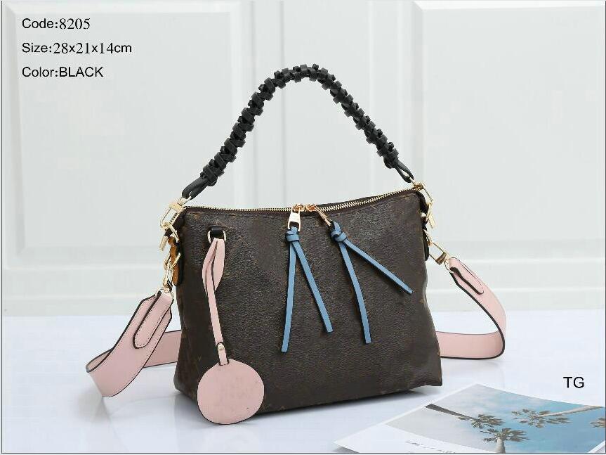 

Women top Tote Small square Shoulder Bag wholesale fashion quilted handbags Mini Classic Leather cross bags Crossbody Totes Chains handbag 8205# 28x21x14cm, Black