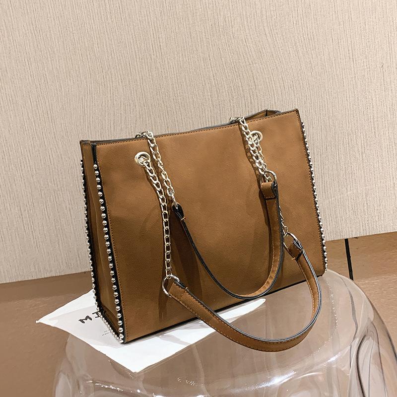 

2021 new Chain shoulder bag rivet handbags Women's luxury messenger bags for women bolsa feminina torebka damska, Black
