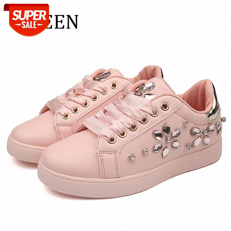 

YWEEN Brand 2020 New Women Flat Shoes Women Pearl Espadrille Soft Leather Rhinestone Sneaker Shoes Female Round toe loafers #RJ9A