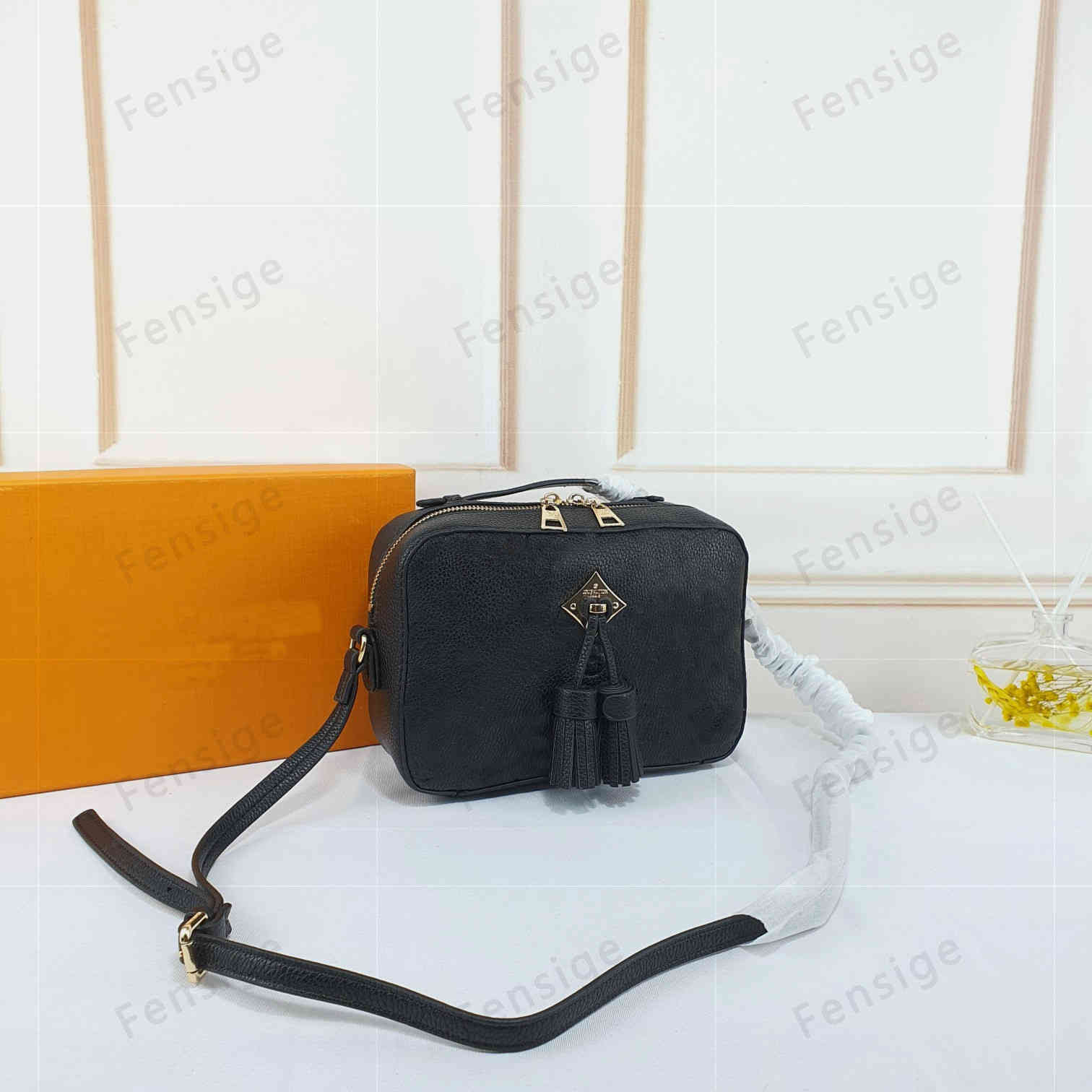 

Bag SAINTONGE Handbag Embossed leather Tassels Crossbody Long single Shoulder Strap Women Feminina Small mini Wallet m44393 m43555, Red embossed