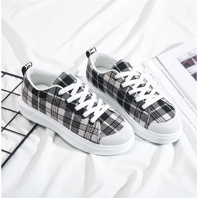 

2020 new plaid canvas shoes female Korean version all-match flat-soled student shoes Japanese casual sports shoes, Black;grey