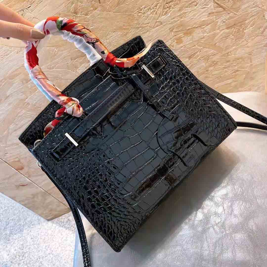 Crocodile Match Tote Designer Designer Luxury Sac Fashion Lady Crossbody Sacs Véritable sac à main Birkin en cuir avec couvercle de verrouillage