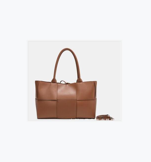 

Classic 2021 35cm brand designer Classic Arco Tote womens Baguette Evening Bag pouch totes plaited cow leather crossbody handbags 35x23x12cm