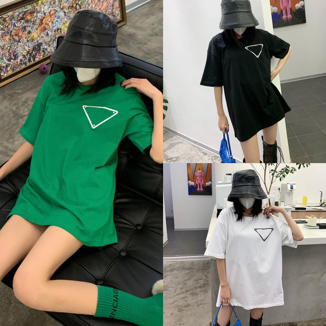 

2022 most new fashion t shirt women street luxury short shirt high quality spring Essential for travel parties Three-dimensional embossing p, White