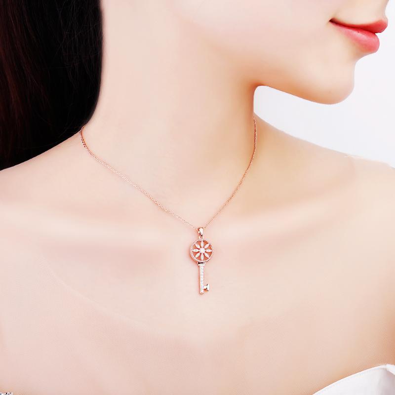 

Pendant Necklaces CZ Zircon Micro Pave For Women Gold Silvery Jewelry Elegant Flower Small Cute Key Necklace Gift 2021