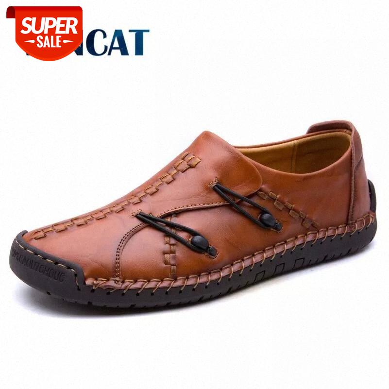 

2018 New Genuine Leather Loafers Men Moccasin Slip On Sneakers Flat High Quality Causal Men Shoes Adult Male Footwear Boat Shoes #ad3U