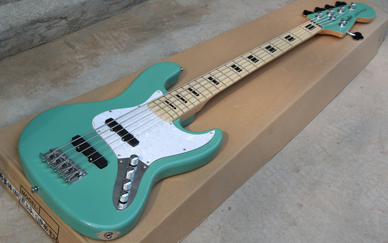 

Five string electric bass teal active line pearl guard plate