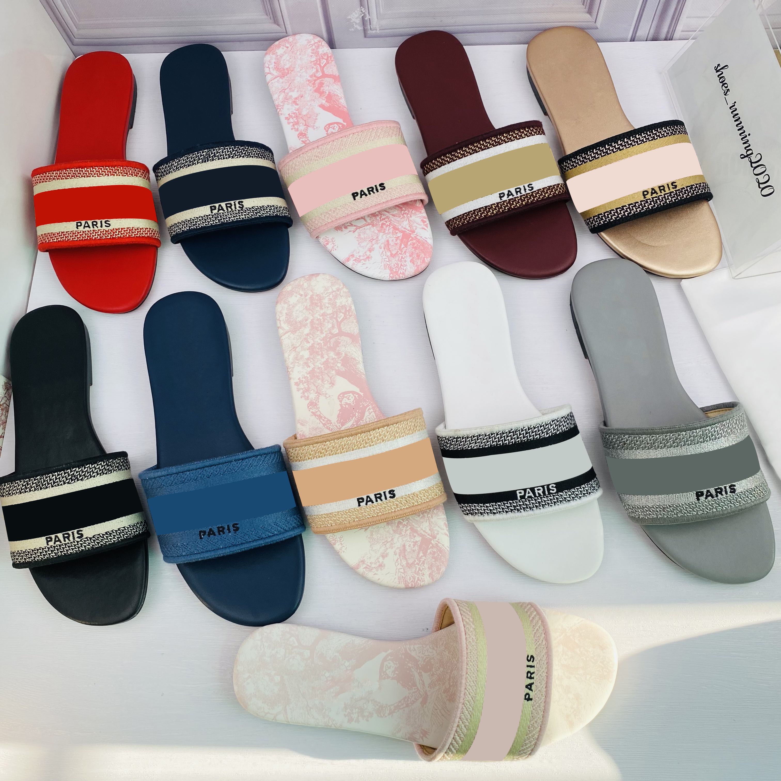 

Famous designer woman slippers designer embroidered sandals a variety of brands summer flat outdoor beach women colorful letters with box, Colour 38