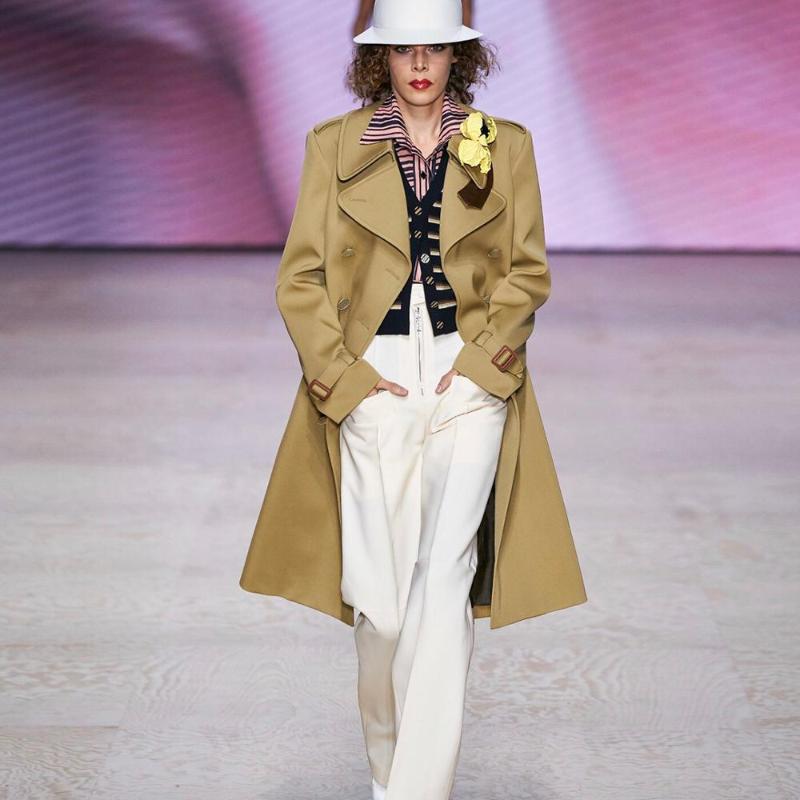 

Women' Trench Coats 2021 Runway Design Leather Patchwork Khaki Coat Women Lapel Double Breasted Belt Overcoat Elegant Ladies Work