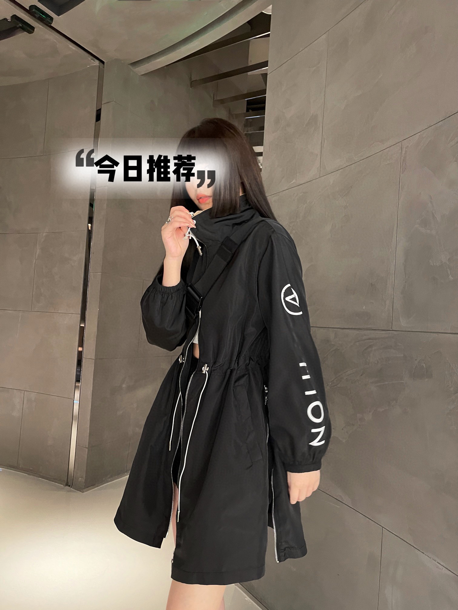 

deisgner women long jacket Nylon waist retro trench coat female tracksuit black color size SML