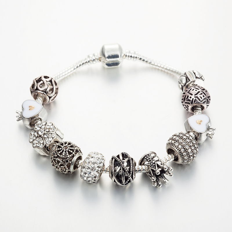 

Pand Strands vintage bracelet Diy full diamond Crown Peach heart with large hole bead ornament