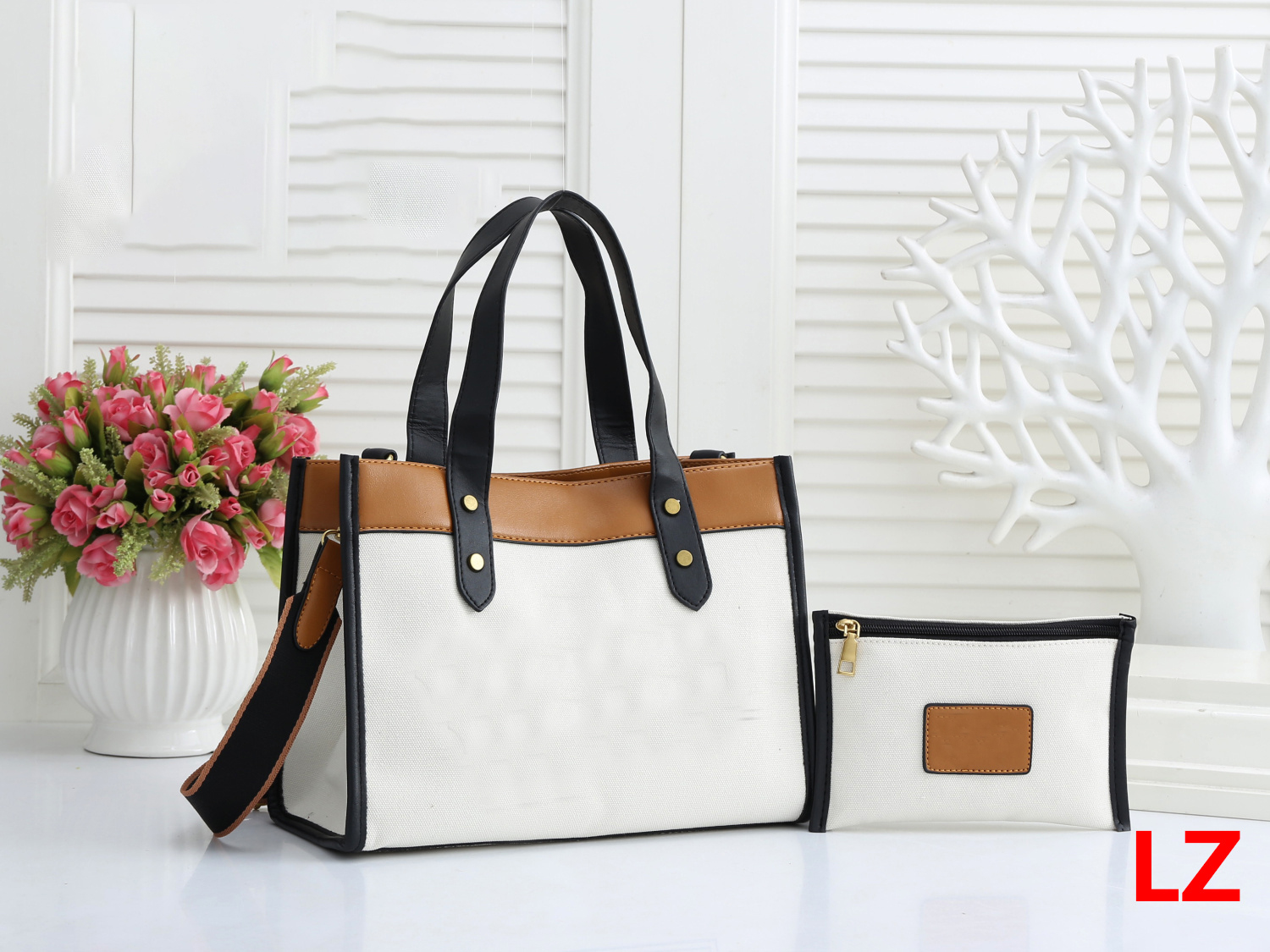 

Designers Handbag Luxurys Handbags High Quality Ladies Chain Shoulder Bag Patent Leather Bag22201 Luxury Handbags 787