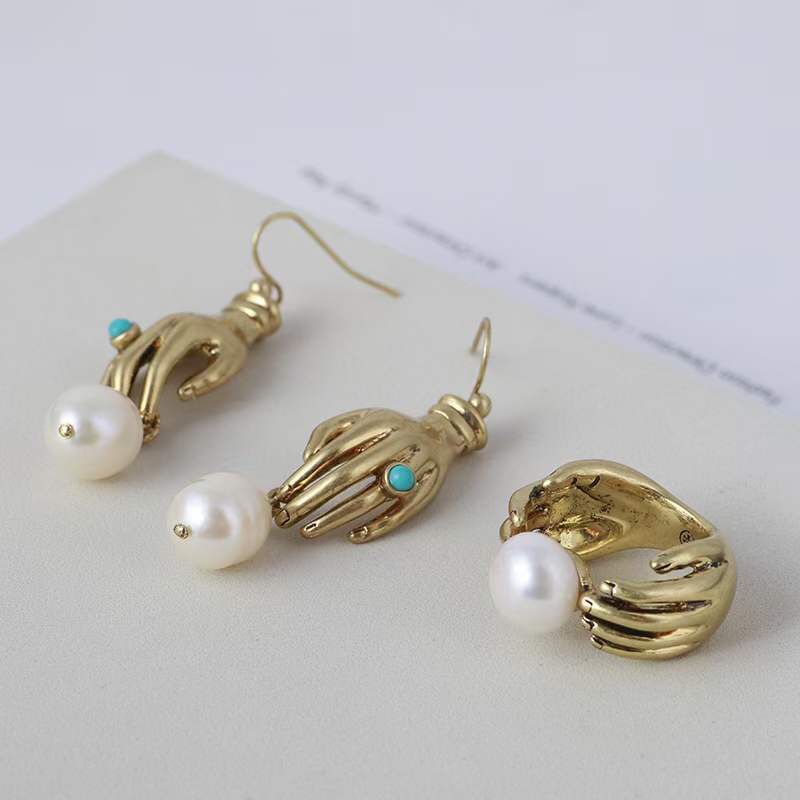 

Top quality drop earring hand shape with pearl and turquoise stone for women wedding jewelry gift ring in size 6-7 free shipping PS3831, Golden