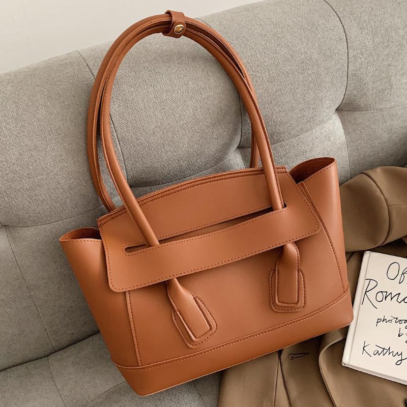 

Fashion Leather Underarm Shoulder Bag Women's Handbag Purses and Hand Bag Luxury Designer New Trend Sac A Main Large Clutch, Yellow