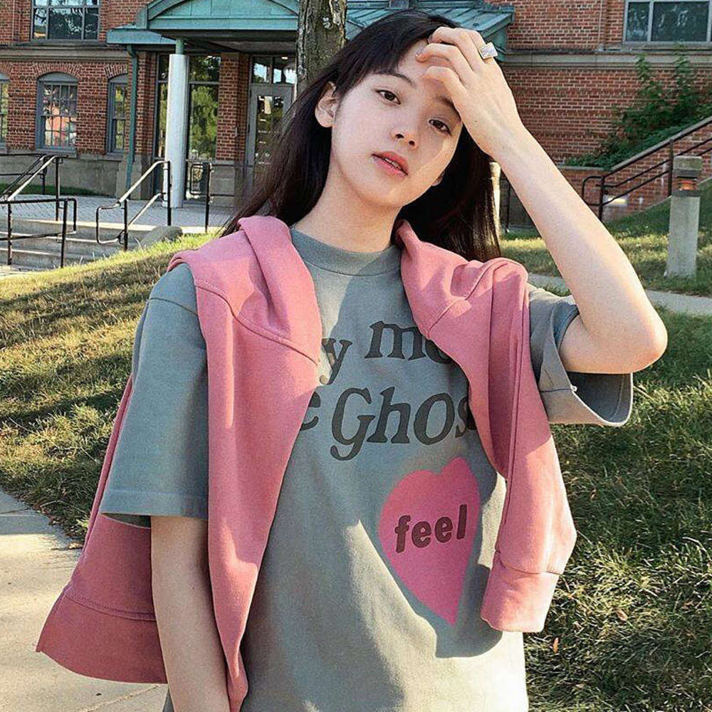 

Ins Kanye's Ouyang Nana's red heart foam printing men's and women's same half sleeve top for lovers, White;black