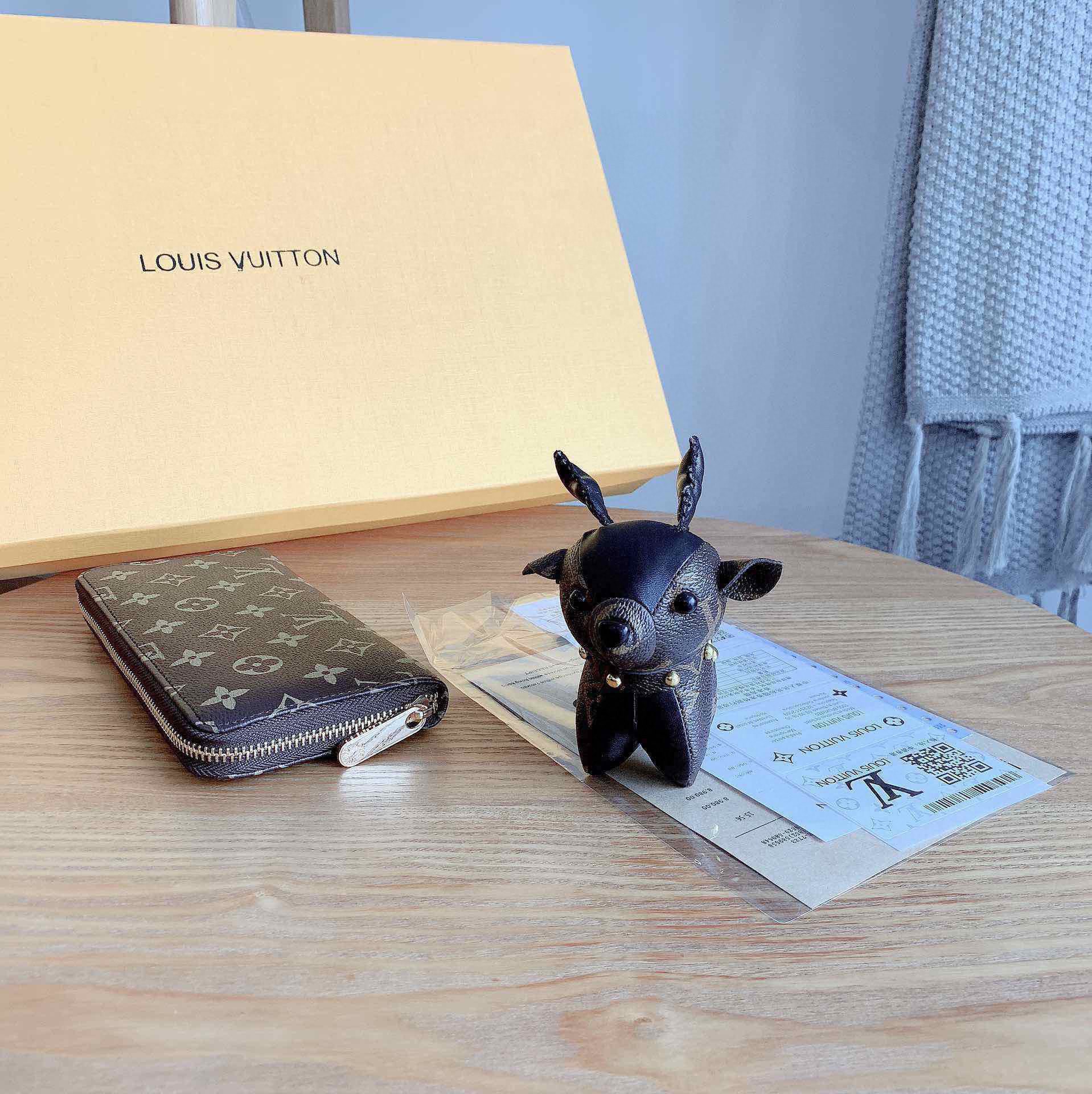 

LB10 Designer LV LOUIS VUTTON Wallets For Men Women Handbags Purses Zippy Clutch Wallets Leather Purse Card Holder With Box, Red;black