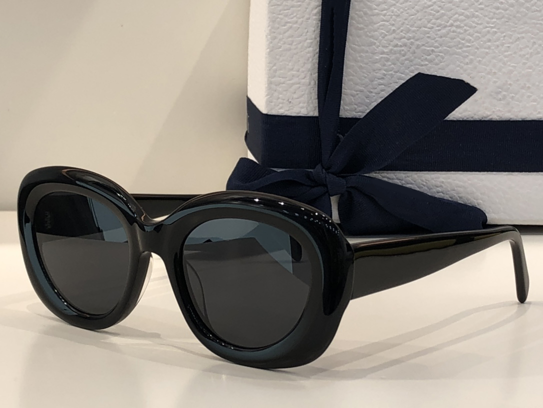 

Summer Sunglasses For Men Women Style 2679 Anti-Ultraviolet Retro Plate Oval Plank Frame Fashion Eyeglasses Random Box