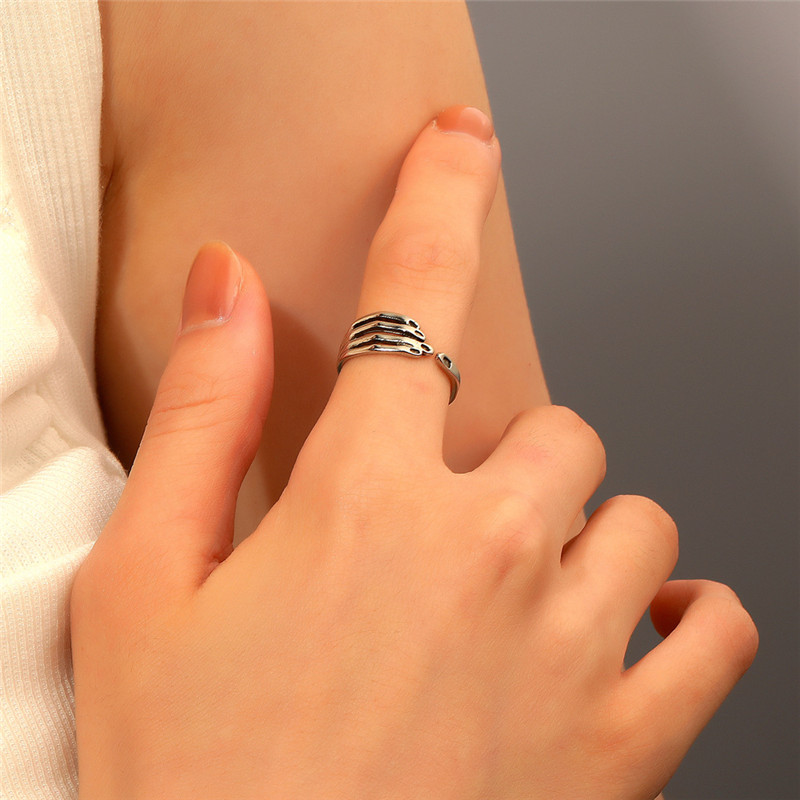 

retro claw finger model rings copper palm opening cluster ring women men geometric party gift hand jewelry accessories wholesale, Golden;silver