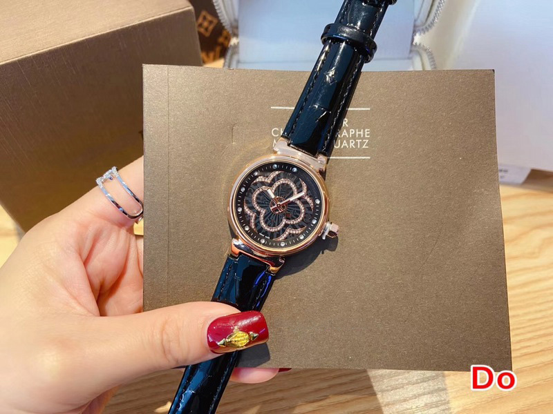 

Brand Watches Women Lady Girl Crystal Flower Style Leather Strap Quartz Luxury Wrist Watch L43, Black
