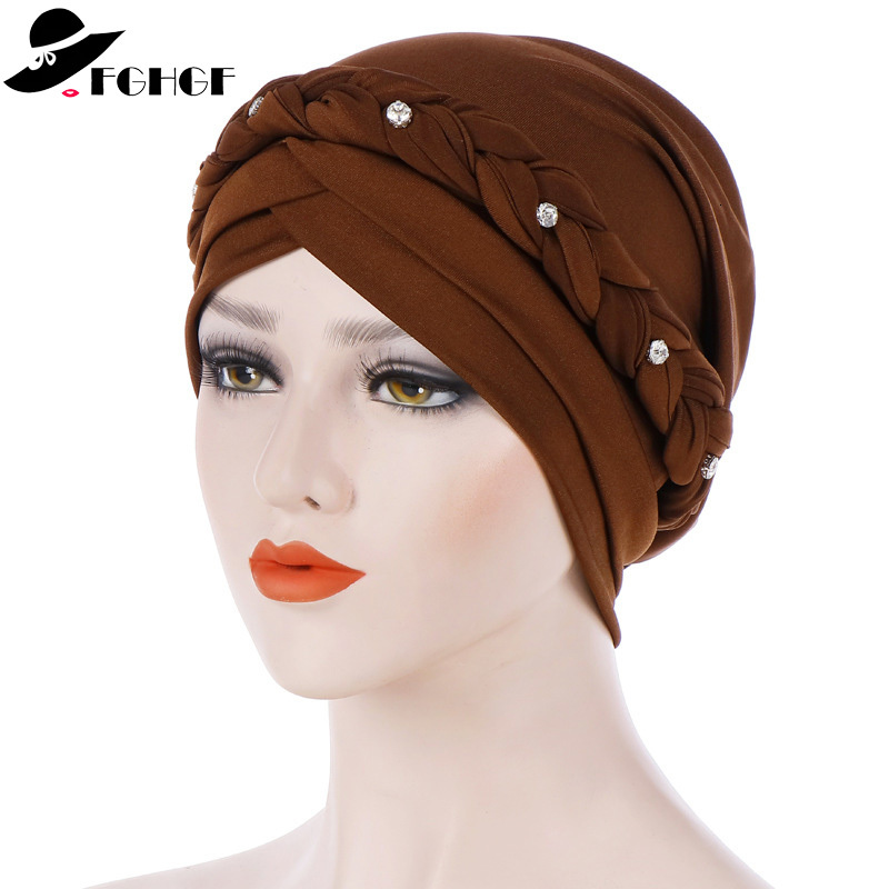 

2021 Fghgf New Style Women Turban Slouchy Winter Caps Trendy Rhinestone Adorned Cable Braid Ladies Hat Abbey Cap Ruffle Fabric Piwy, Beige