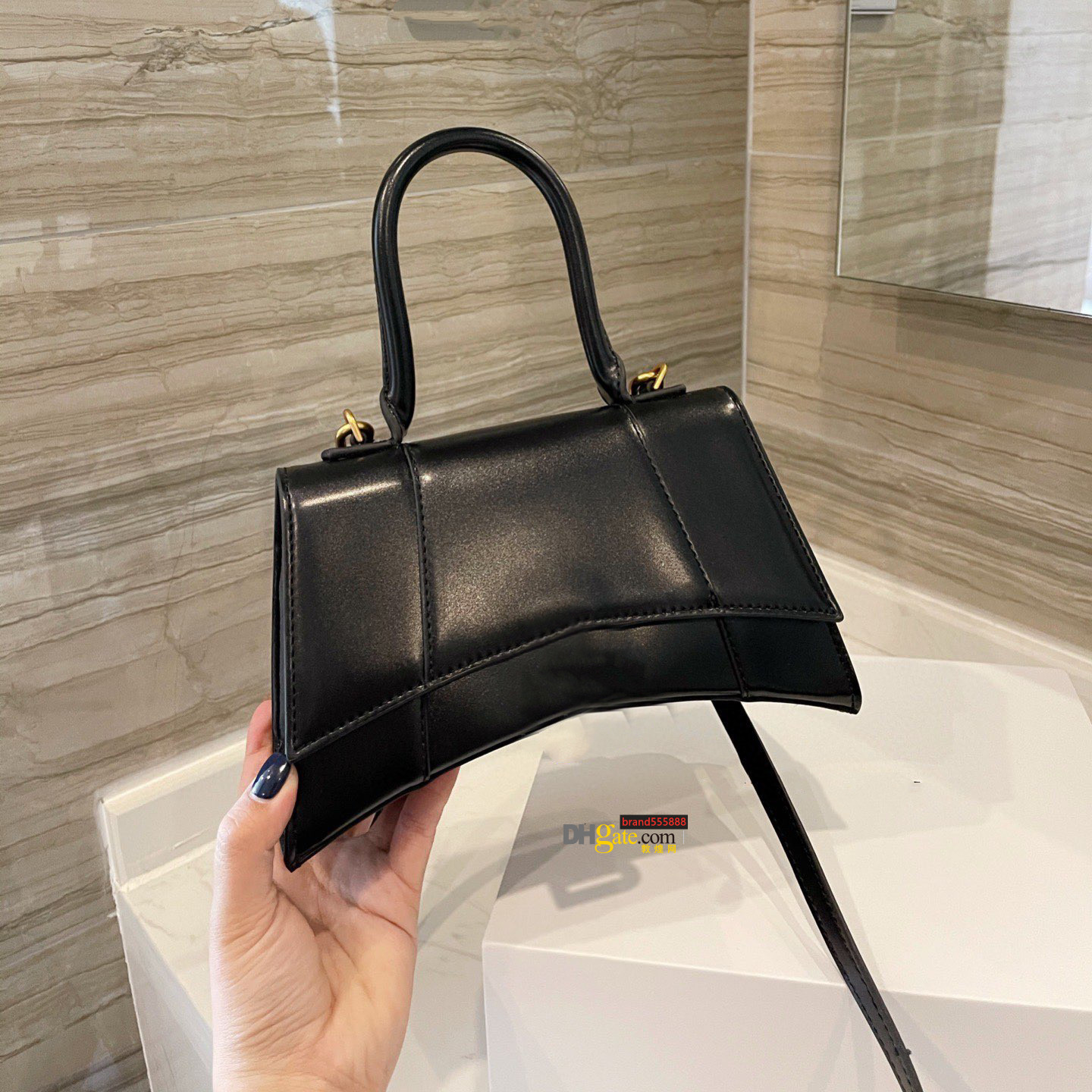 

Luxurys designers hourglass bag high QualityLadies handbag fashion handbags portable bags, Picture color with silver logo 19 x13 cm