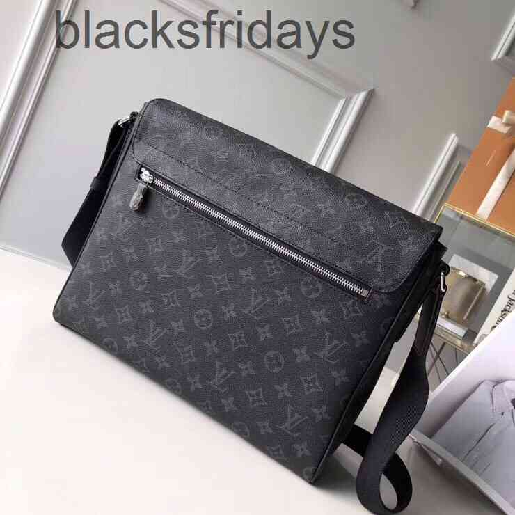 

Classic M44001 31..27..8cm fashionable men andwomen bag, single shoulder bag,double bag,handbag Free Shiping