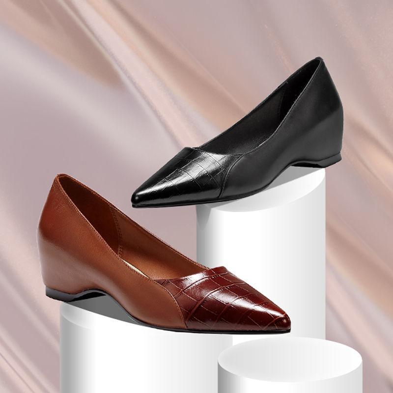

2021 new retro comfortable wedges ladies shallow mouth mid-heel all-match pointed toe leather single shoes leather shoes