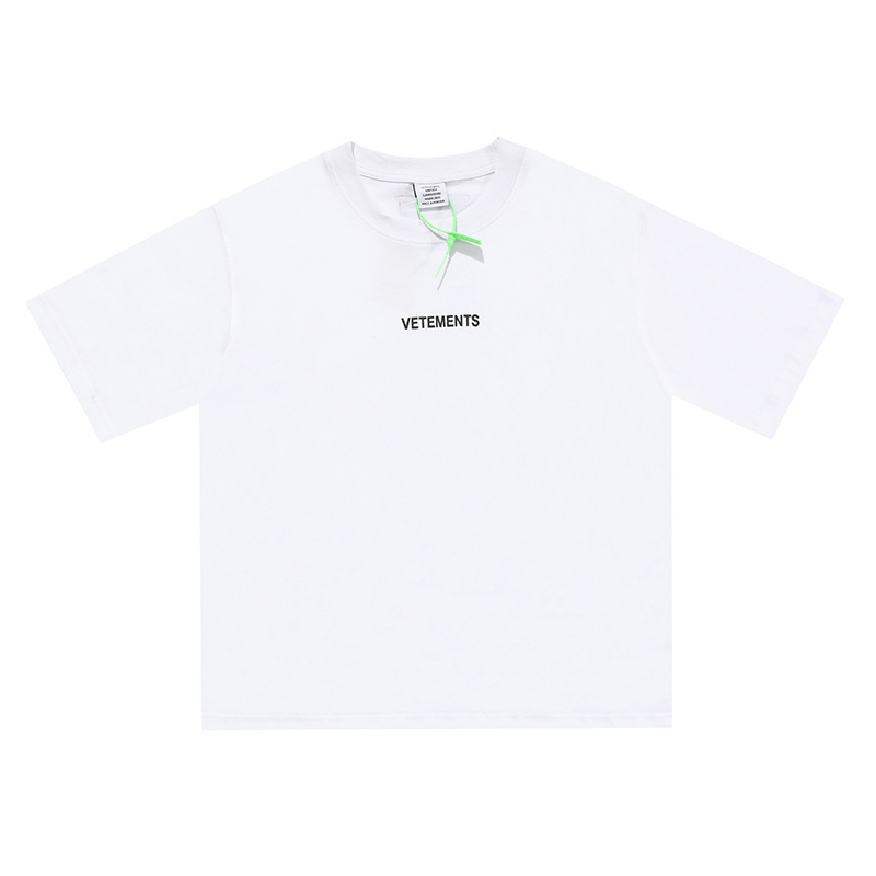

High Street Brand Vetements 2021 Red Patch Tee Letter Logo Men and Women Short Sleeve Top Quality Designer T Shirt Casual Tees, White