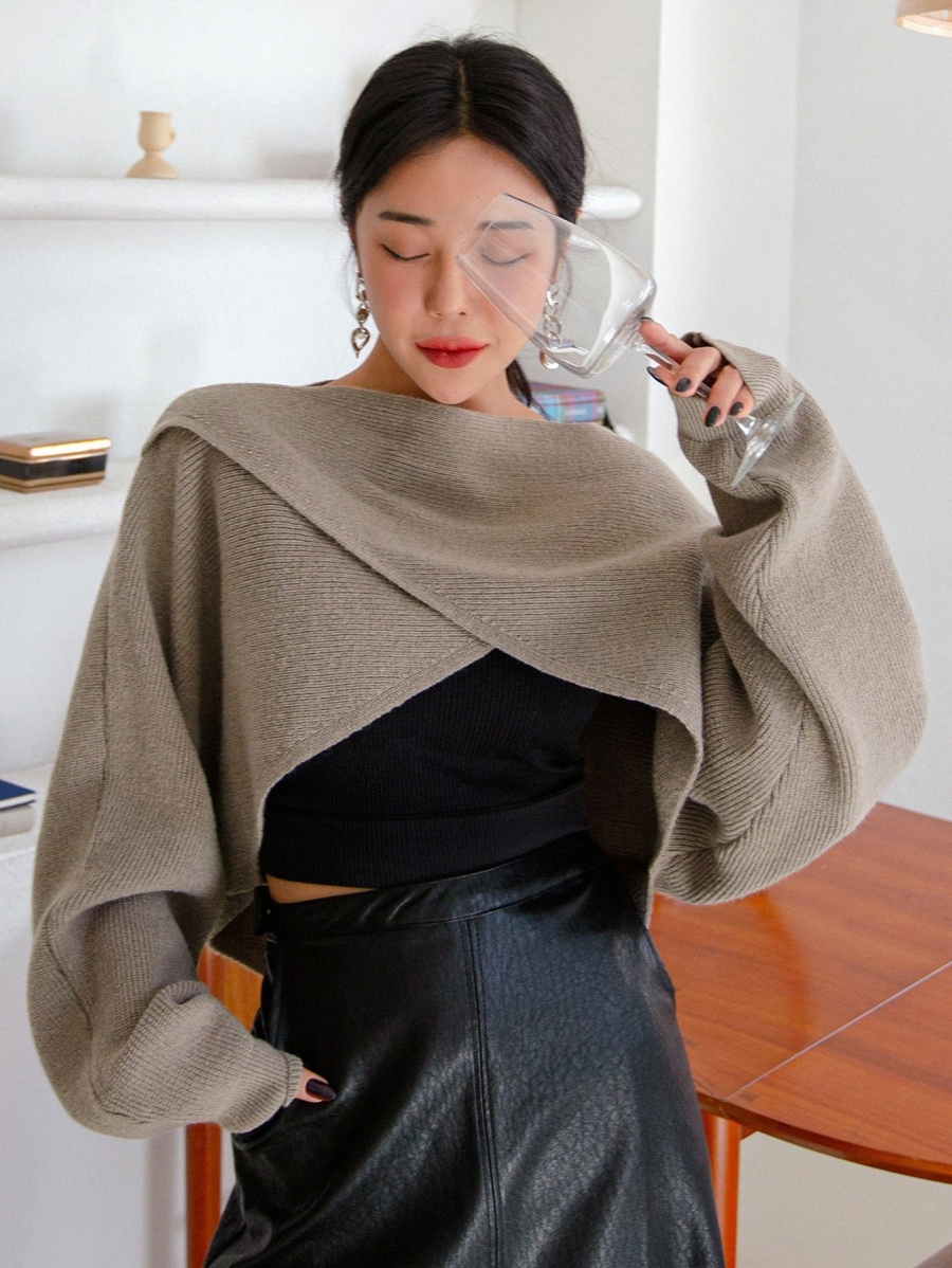 

DAZY Solid Criss Cross Crop Sweater 60Ia#, Mocha brown