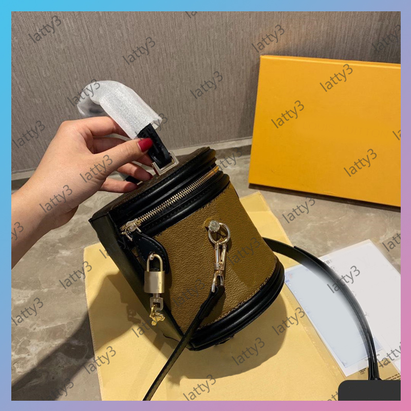 

Makeup Bag Women Luxurys Designers Bags 2021 Makeup Bags Bucket Bag Cosmetic Cases Girls Handbags Shoulder Bags Luggage Tote Make Up crossbody Bag