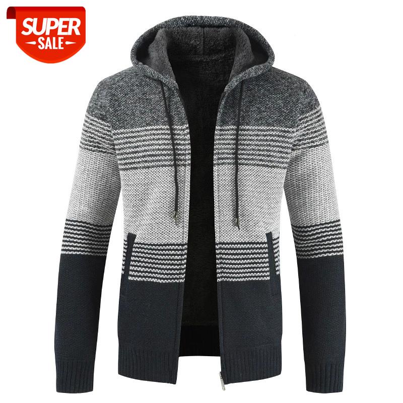 

New 2020 Fashion Winter Cardigan Sweater Men Casual Hooded Collar Thick Warm Fleece Sweatercoat Partchwork Striped Mens Sweaters #DM6k, White;black