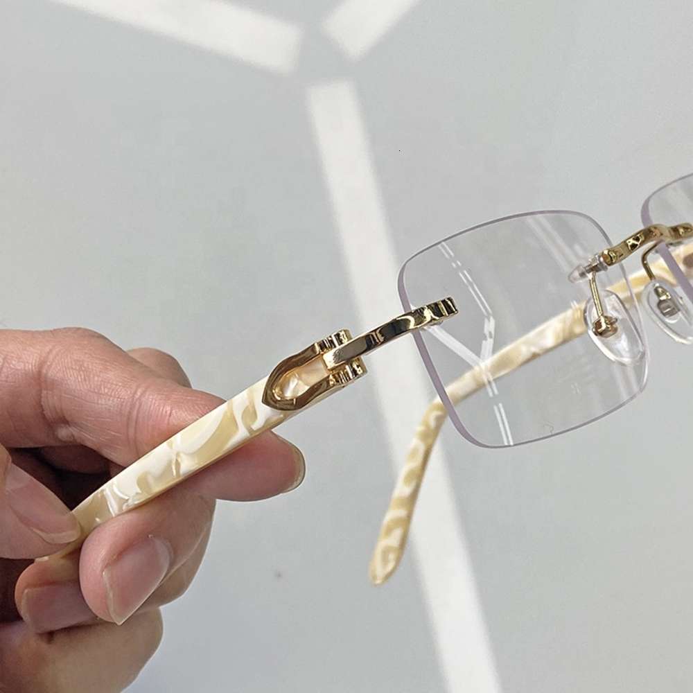 

Upscale Custom Men Ivory Color Buffalo Horn Shape Fashion Small Square Sun Shad Glass Trendy Rimls Sunglass Women 2021