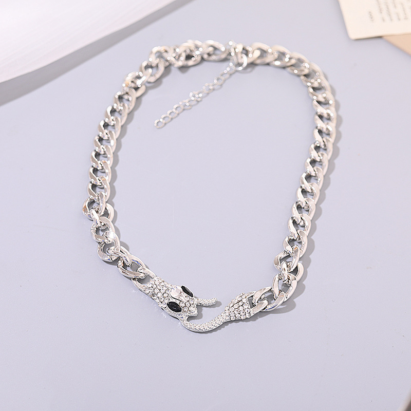 

S2680 Fashion Jewelry Snake Chain Necklace Rhinestone Snake Choker Necklaces