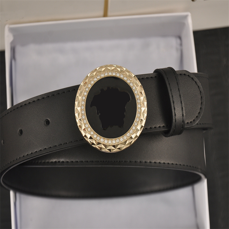 

Mens Luxurys Designers Cowskin Belts For Men Designer Brands Belt Fashion Woman Waistband 2 Style Leather Wholesale Price 21072804ZY, Black