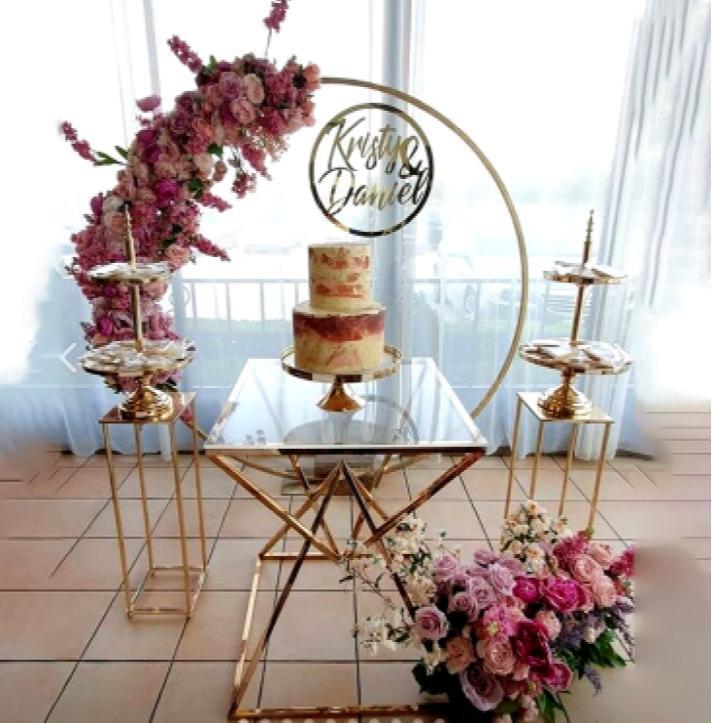 

Circle backdrops Arch With 2 Layer Mirror Cake Stand Square Plinth For Wedding Birthday Party Baby Shower Stage DIY Props Decor
