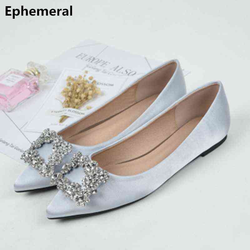 

Walking Shoes Female's Colorful Diamond Flats Silk Pointed Toe Party Bride Footwear Larger Size 14 3 12 Silver Red Black Promotion 2018 1215