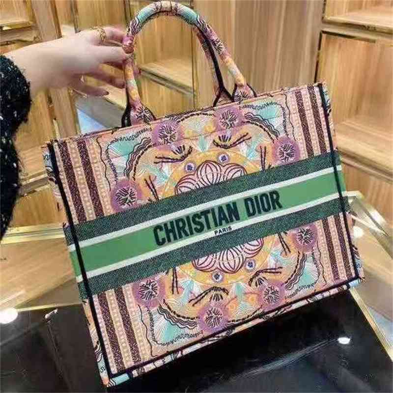 

2020 star same large capacity Shopping Tote Canvas lock embroidery hand women's bag Women Luxurys Designers Bags Ysj