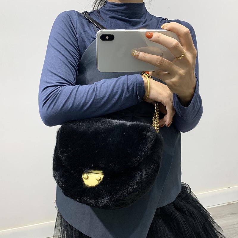 

Evening Bags Designer Faux Fur Flap Shoulder Crossbody Bag Women's Fashion Plush Saddle Winter Shopper Handbags Messenger 2021