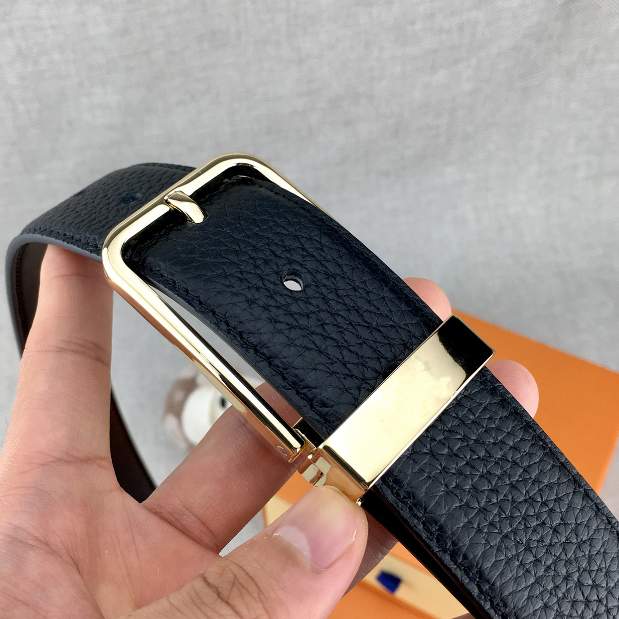 

Mens Luxurys Designers Belts For Men Brands Belt Fashion Waistband Personality Quality Metal Head Layer Mens Belts, Black;brown