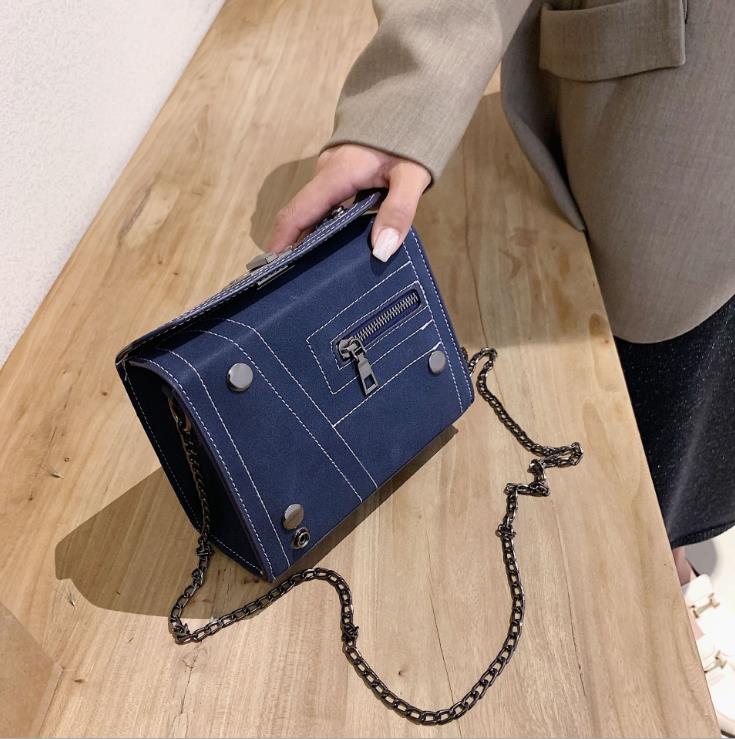 

Chain Female Bags 2021 Trend Autumn/Winter One-Shoulder Messenger Bag Fashion, Black