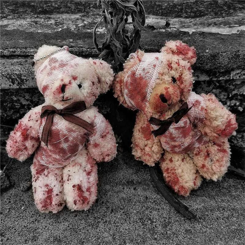 

Keychains Halloween Injured Animal Disabled Bear Keychain Cotton Plush Punk Bloody Wounded Bag Pendant Fashion Jewelry Acessories