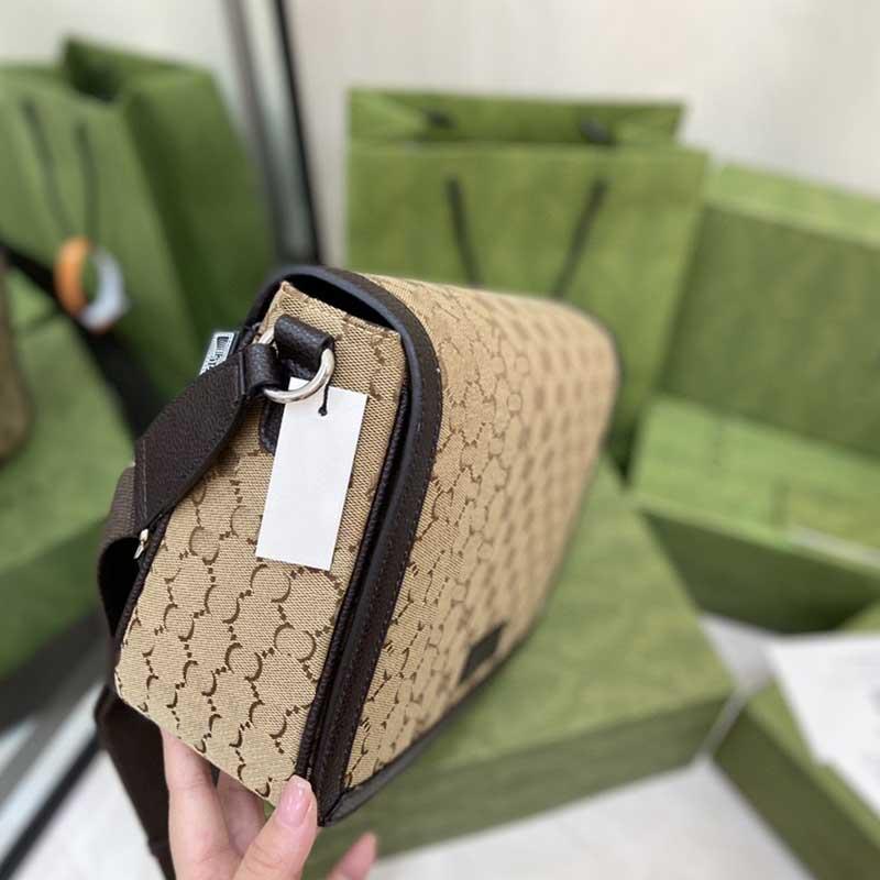

2021 Mens and womens same style messenger bag shoulder messengers bags designer luxury classic simple design top quality handbag wallet 4491, Leather