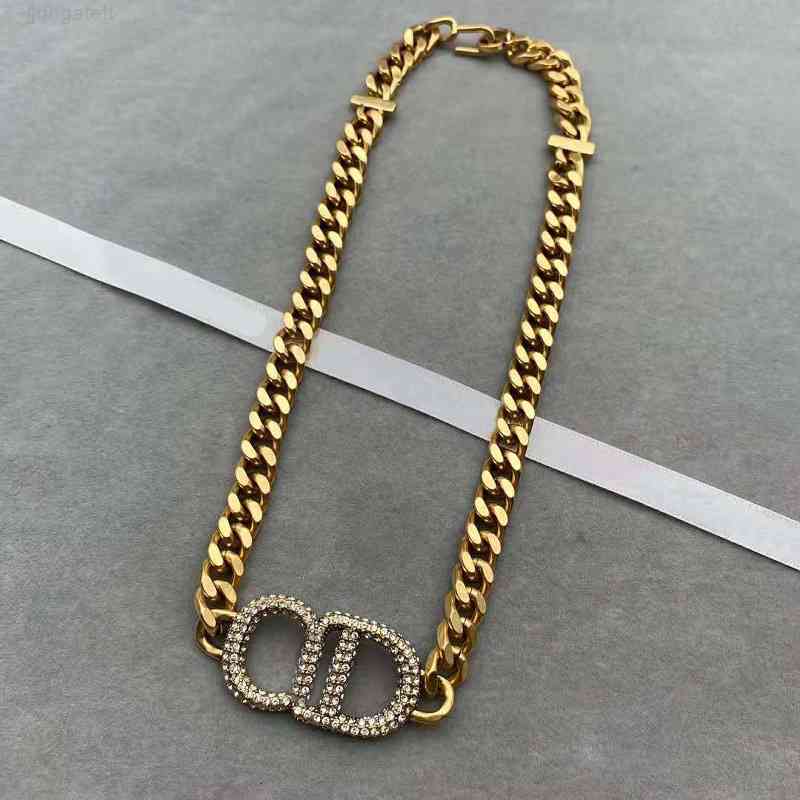

Fashion Designer Luxury Necklace Dijia 21 Cd Letter Cool Wind Full Diamond Pendant Made of Brass