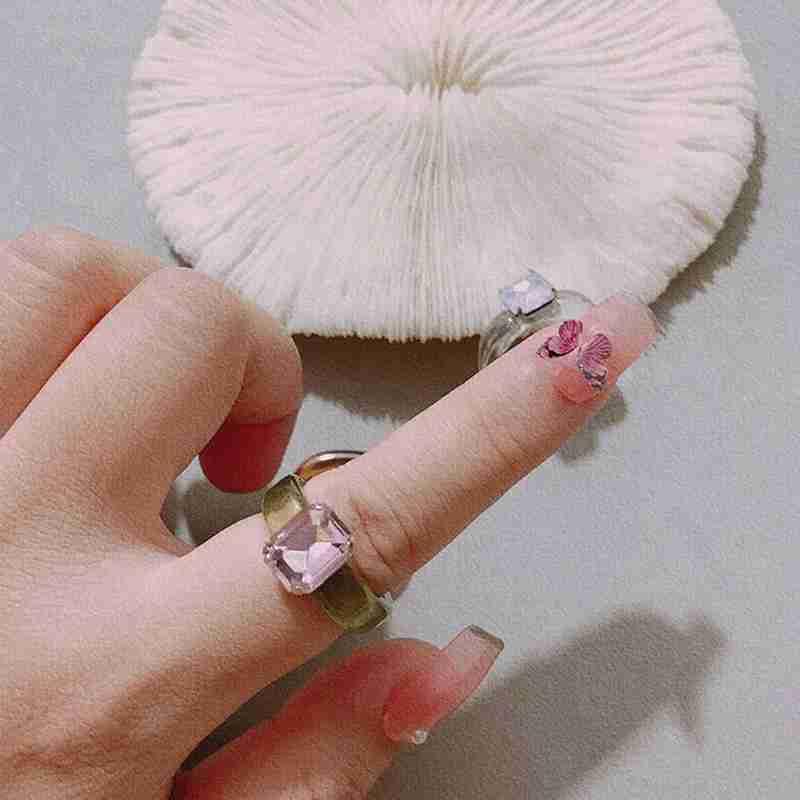 

Cluster Rings Women Colorful Resin Transparent Geometric Rectangle Rhinestone Acrylic Jewelry Fashion Gift For