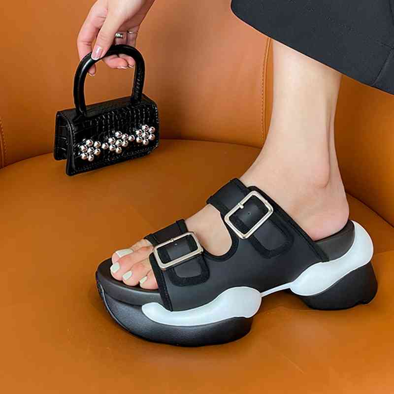 

slippers women's summer slippers plus size 22-26cm of silk leather modern-day outdoors buckle black and white decoration women's u