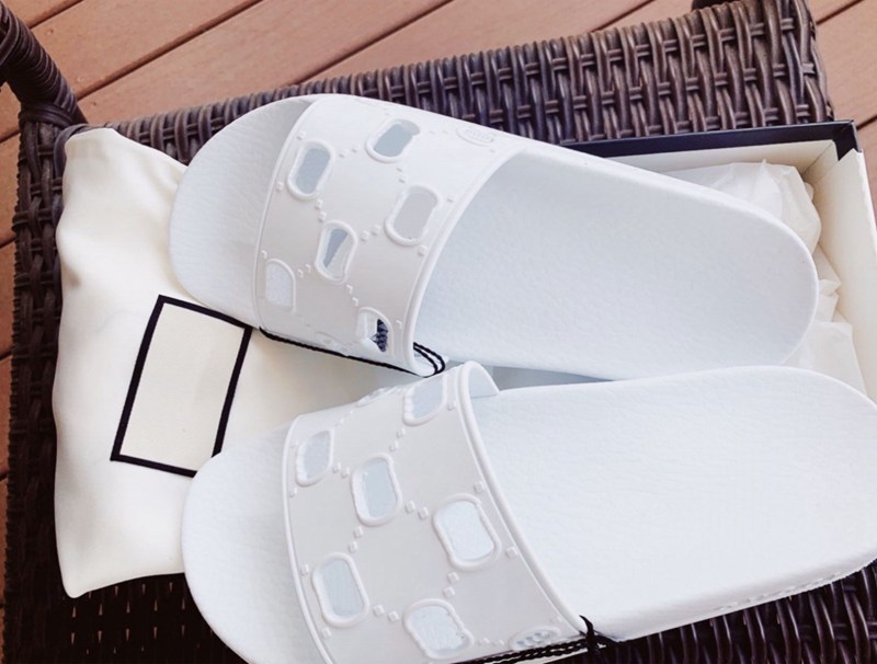 

pre-fall 2019 womens fashion cutout logo motif rubber slide sandals flats slippers with box dust bags, White