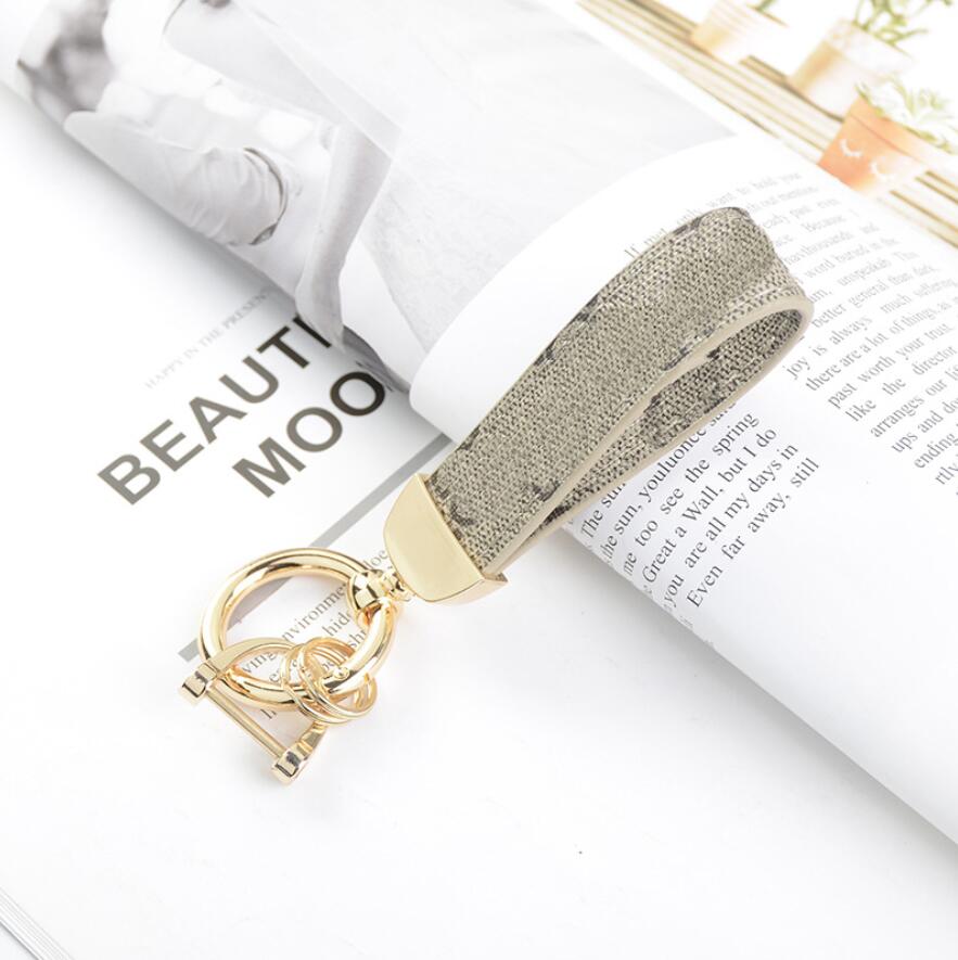 

Designer Cute Keychain Key Chain & Ring Holder Brand Designers Keychains For Porte Clef Gift Men Women Car Bag Pendant Accessories High Qualtiy Without Box