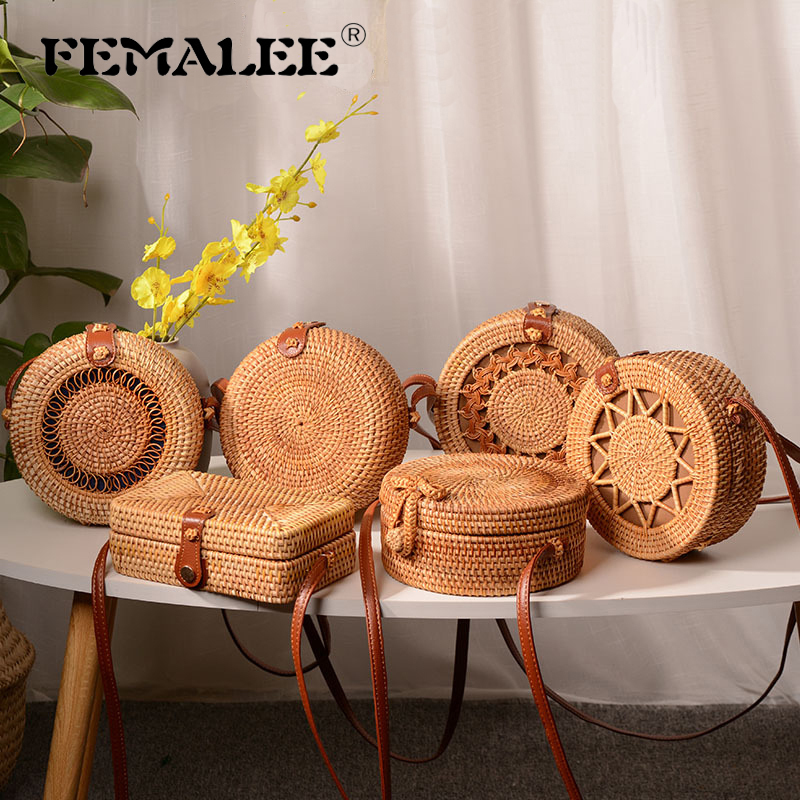 

Circular Rattan Beach Bags 2019 New Ins Summer Straw Bags Purse Handmade Bali Women Shoulder Bags Woven Boho Multi Style Handbag C0308