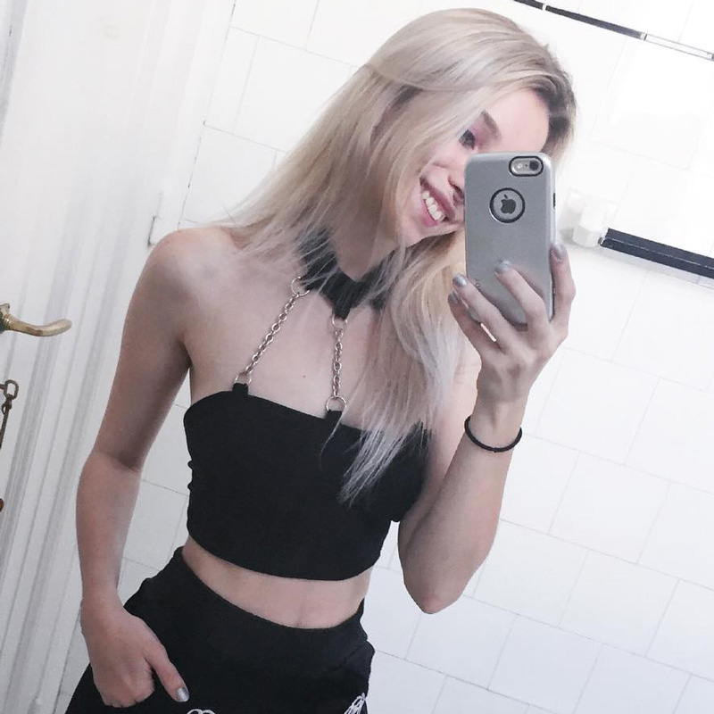 

Sexy Women Halter Chain Skinny Low Cut Backless Crop Tops 2021 Summer Goth Female Streetwear Dark Slim Tube Tops, White